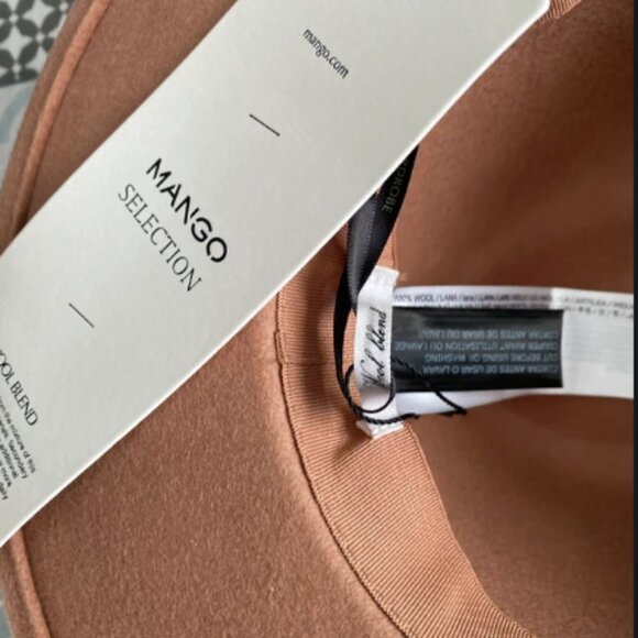 Chapeau en laine marron avec ruban noir - Brown Wool Hat with Black Ribbon - Picture 8 of 8